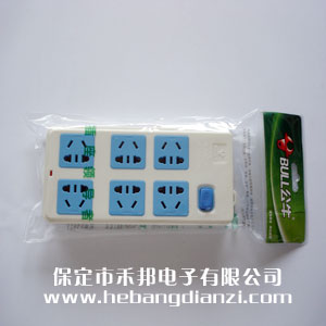 插(chā)座5孔(kǒng)-6 无线