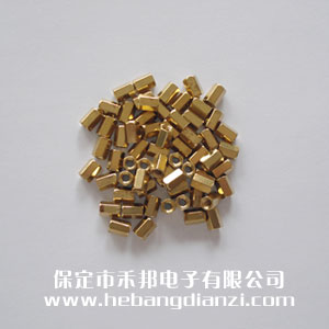 六(liù)角双通(tōng) M3*7mm