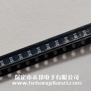 贴(tiē)片自(zì)恢复保险丝0.2A